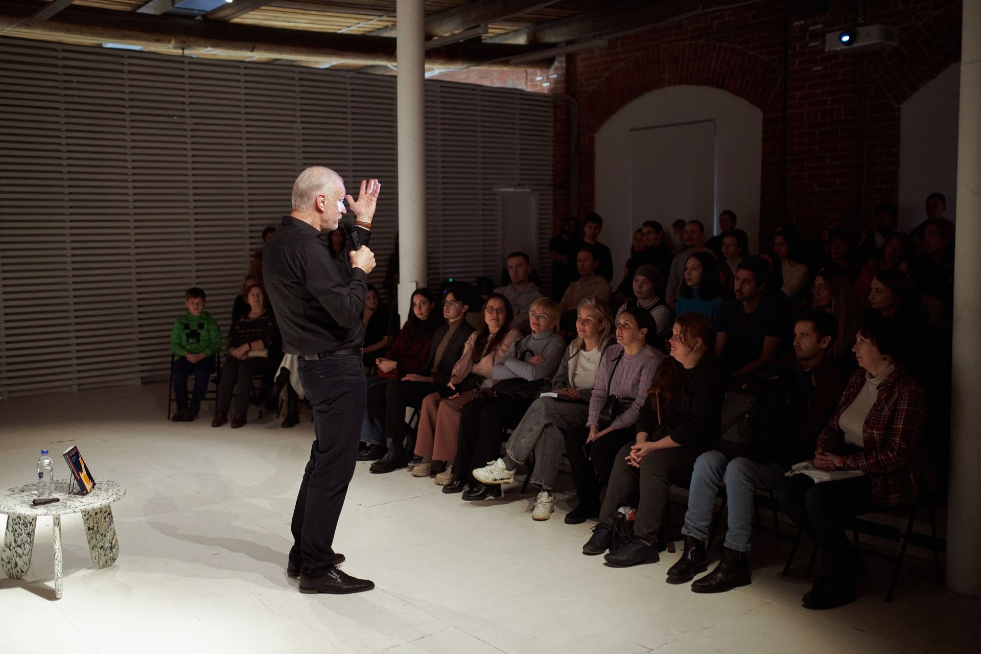 Книжный фестиваль «Веранда “Альпины”»: полный гид по программе