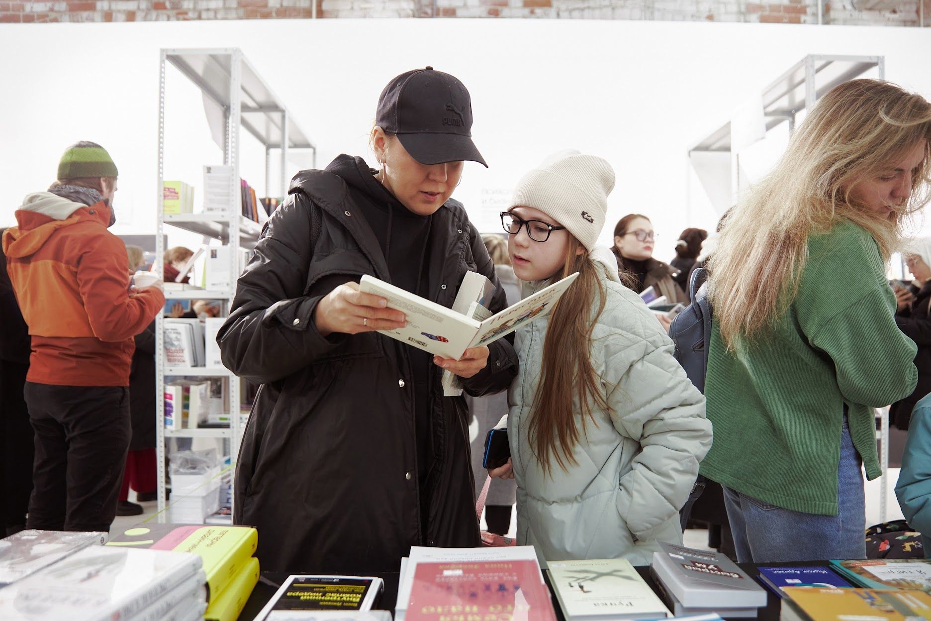 Книжный фестиваль «Веранда “Альпины”»: полный гид по программе