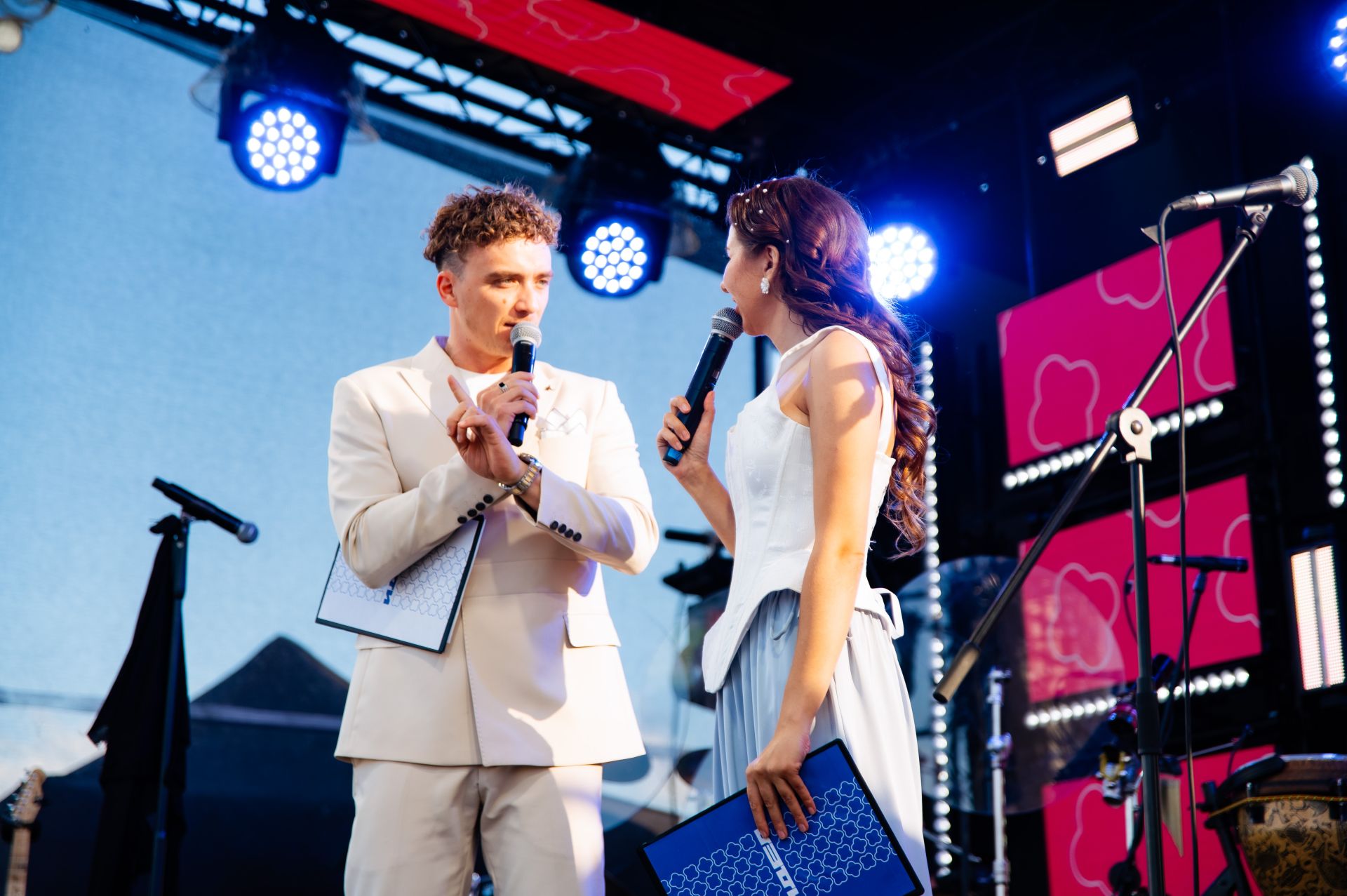 Свадьба, две сцены и Сабантуй: как VK Fest в Казани объединил 18 000 человек