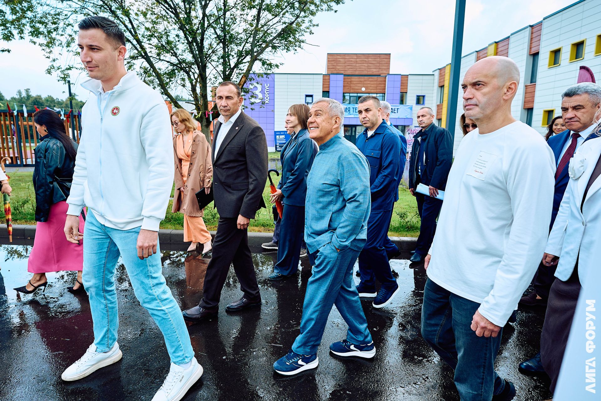 Рустам Минниханов посетил XII студенческий форум «Лига Форум» в Тукаевском районе