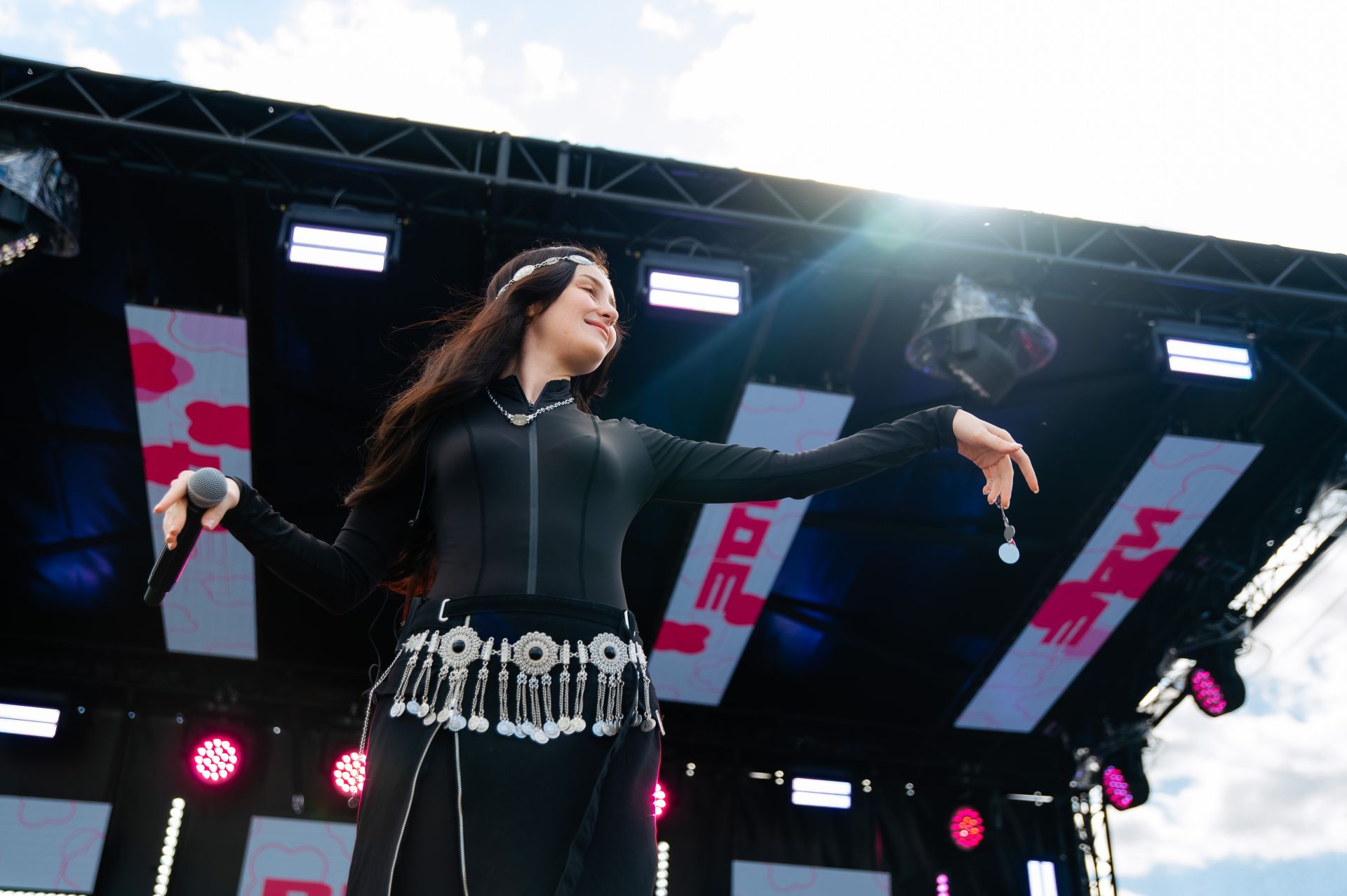 VK Fest в Казани объединил 18 000 человек