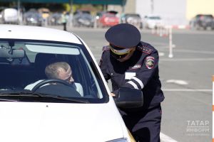 Осенью введут запрет на управление транспортными средствами для людей с дальтонизмом и аутизмом