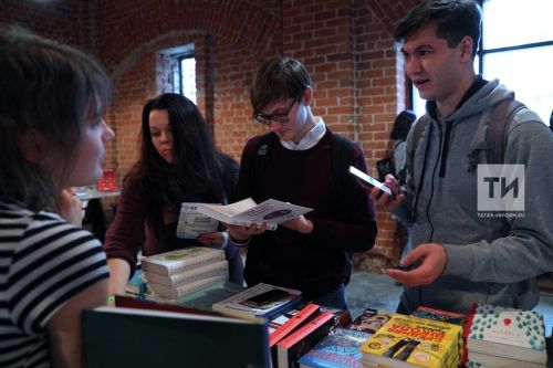 Книжные фестивали «Смены»