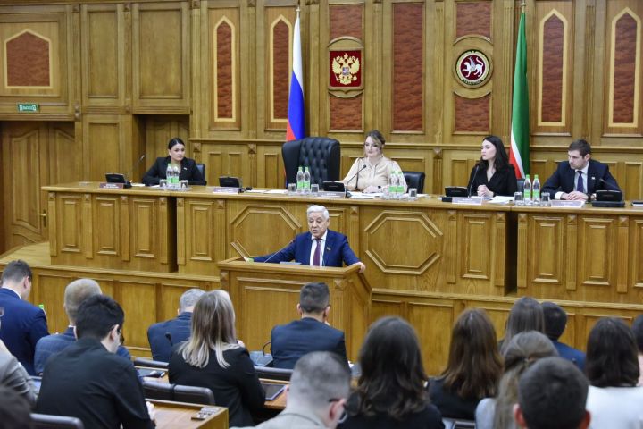 Яшьләр парламентының 2023 елдагы эшенә йомгак ясалды