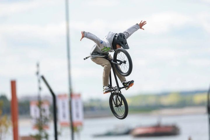 Ехали медведи на велосипеде: «УРАМ» проводит бесплатный мастер-класс по BMX